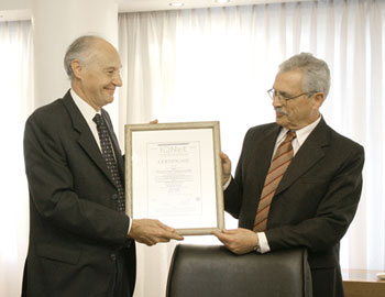 El IAEA certific ISO 9001:2008