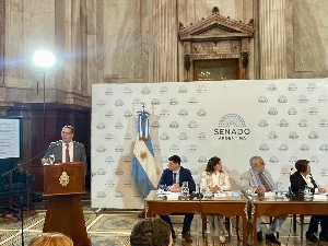 Elio Del Re en el Senado